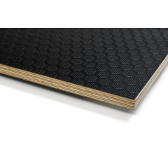 <p data-end="194" data-start="0">Bunnplate / Kryssfinerplater i bj&oslash;rk hele veien gjennom, belagt med en unikt slitesterk film med et spesielt sekskantm&oslash;nster 220 g/m&sup2; <br />
Brukt i Hammer Tilhengere i flere 10&aring;r. Men n&aring; med universale st&oslash;rrelser, som passer de fleste hengermodeller.<br />
<br />
<strong data-end="210" data-start="196">Limklasser</strong><br data-end="213" data-start="210" />
Bj&oslash;rkekryssfiner er limt med v&aelig;r- og kokefast fenolformaldehyd- eller ligninfenolformaldehydlim i henhold til EN 314 / Klasse 3 utend&oslash;rs.<br data-end="363" data-start="360" />
Liming med fuktbestandig lavemitterende melamin-ureaformaldehydlim i henhold til EN 314.</p>

<p data-end="643" data-start="494"><strong data-end="511" data-start="494">Sklisikkerhet</strong><br data-end="514" data-start="511" />
V&aring;r kryssfinerplate har sklisikkerhetsklasse R10 i henhold til DIN 51130.</p>

<p data-end="943" data-start="645"><strong data-end="668" data-start="645">Overflateegenskaper</strong><br data-end="671" data-start="668" />
Overflaten er motstandsdyktig mot slitasje, vanlige kjemikalier samt v&aelig;r og fuktighet. Baksiden er glatt og belagt med harpiksimpregnert film.<br />
Unikt for v&aring;rt belegg er 220 g/m&sup2; </p>

<p data-end="1611" data-is-last-node="" data-is-only-node="" data-start="1314"><strong data-end="1336" data-start="1314">Videre bearbeiding</strong><br data-end="1339" data-start="1336" />
Etter kapping, maskinering eller boring p&aring; stedet skal alle eksponerte kanter forsegles med maling eller lignende.<br />
<br />
<strong data-end="1336" data-start="1314">OBS: Produkt m&aring; hentes i butikk</strong></p>

<section style="margin:28px 0; width:100%; box-sizing:border-box;">
<div style="
        background:#fff;
        border:1px solid #eee;
        border-left:6px solid #bb202e;
        border-radius:16px;
        padding:24px;
        box-shadow:0 5px 20px rgba(0,0,0,0.08);
        box-sizing:border-box;
    ">
<div style="
            display:flex;
            align-items:center;
            gap:22px;
            flex-wrap:wrap;
        "><!-- LOGO / BILDE HER -->
<div style="
                flex:0 0 150px;
                max-width:150px;
            ">
<img alt="Hammer Originaldeler" src="/Filemirror/pictures/p416/Hammer_parts_-gammel_logo_416046.png" srcws="416046.png" style="
                        width:100% !important;
                        max-width:150px !important;
                        height:auto !important;
                        display:block !important;
                    " /></div>
<!-- TEKST -->

<div style="
                flex:1 1 320px;
                min-width:260px;
            ">
<p style="
                    margin:0 0 6px 0;
                    color:#bb202e;
                    font-weight:700;
                    font-size:0.95rem;
                    text-transform:uppercase;
                    letter-spacing:0.04em;
                ">Hammer deler</p>

<h3 style="
                    margin:0 0 10px 0;
                    font-weight:700;
                    line-height:1.2;
                ">Original f&oslash;lelse. Sikkelig deler. Riktig pris.</h3>

<p style="
                    margin:0;
                    font-size:1.02rem;
                    line-height:1.55;
                    color:#333;
                ">Ved &aring; gjenoppta gamle samarbeid har vi igjen f&aring;tt tilgang til solide kvalitetsdeler med god passform og lang levetid. Universale deler med hyggelig pris, direkte fra fabrikker.</p>
</div>
</div>
</div>
</section>
