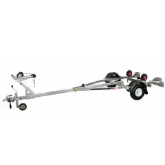 Totalvekt 750 kg ● Nyttelast 592 kg ● B&aring;t inntil 17 fot